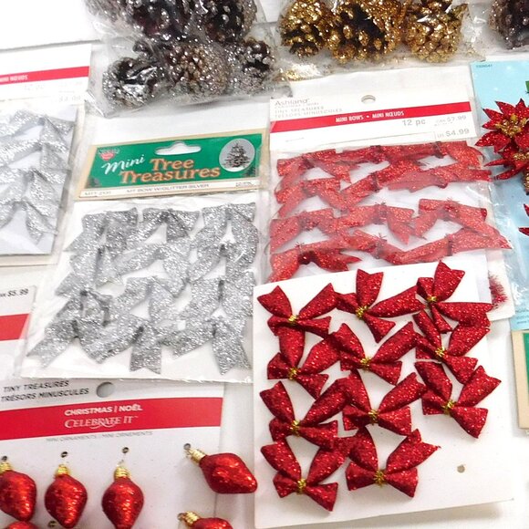 Lot of Metallic Christmas Package Wrapping Mini Decorations Bows Bulbs Ornaments - Picture 2 of 8